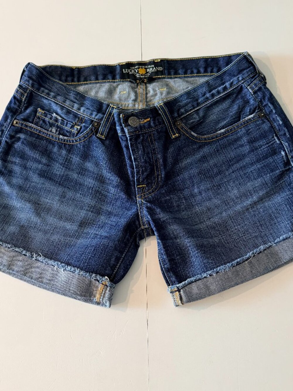 Lucky Brand Wms Riley Y2K Low Rise Shorts 2/26 Distressed Roll Up Boho Festival